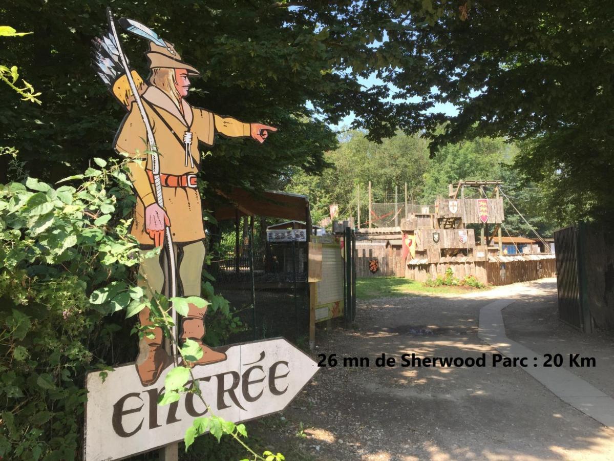 Studio Bleu - Parc Asterix - Mer De Sable - Villepinte - Aeroport Cdg Vemars エクステリア 写真