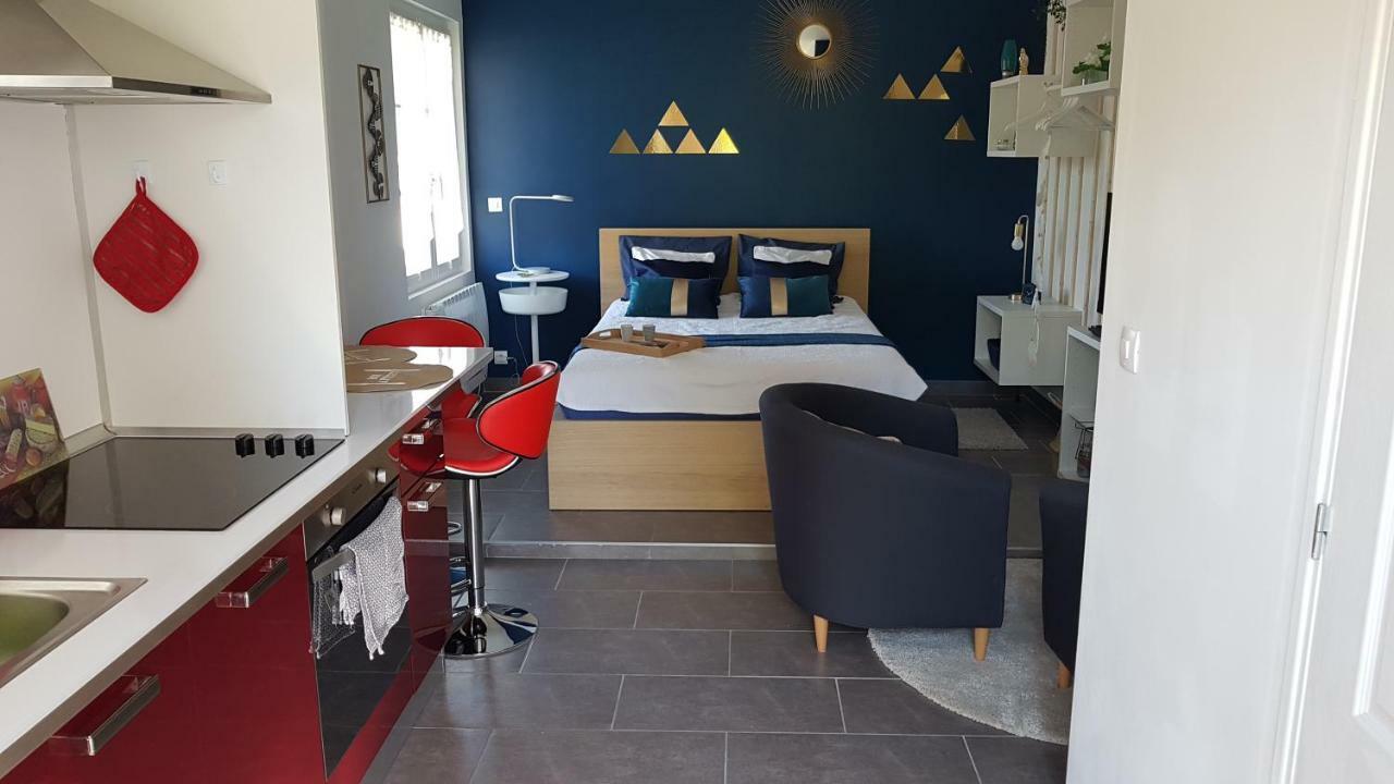Studio Bleu - Parc Asterix - Mer De Sable - Villepinte - Aeroport Cdg Vemars エクステリア 写真